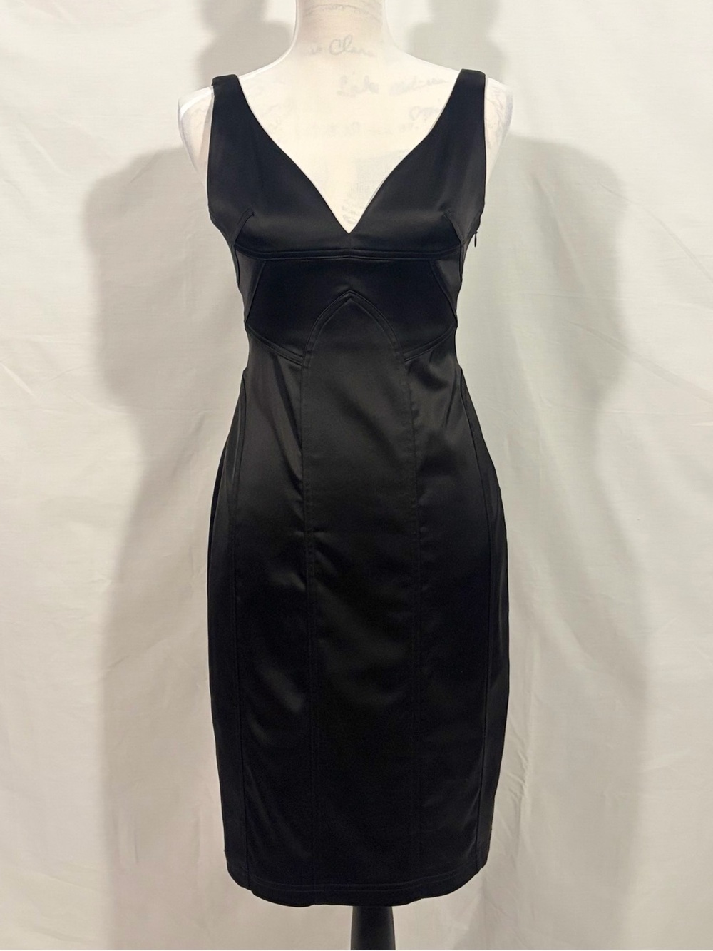 David Meister Black V-Neck Sheath Dress